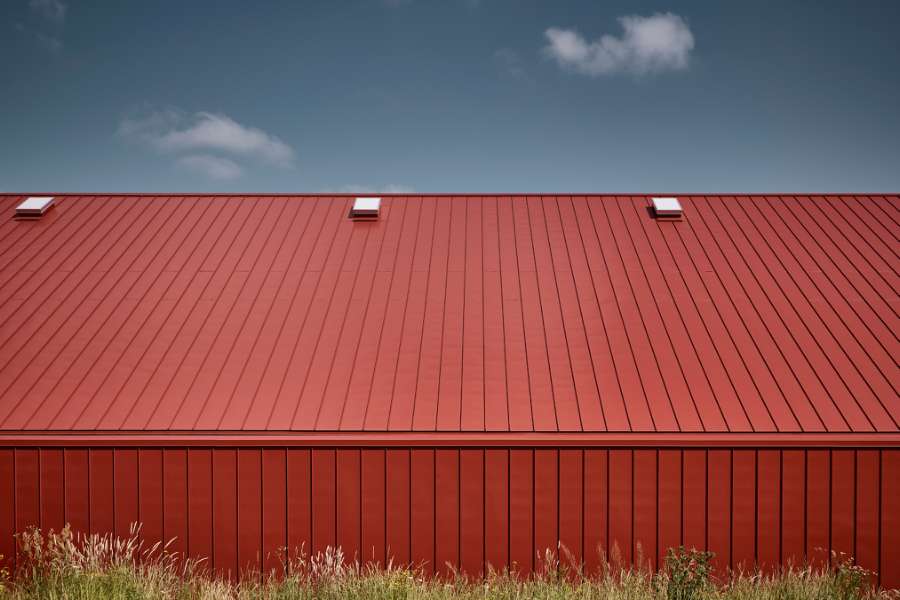 Stålprofiler er rammen, når der gives plads til sport, læring og leg i Vestbjerg, Vestbjerg Idrætshal, Bakmøllevej 280, 9380 Vestbjerg